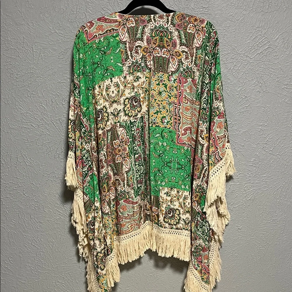 Made in Italy Bohemian Green and Cream Kaftan - Picture 8 of 8